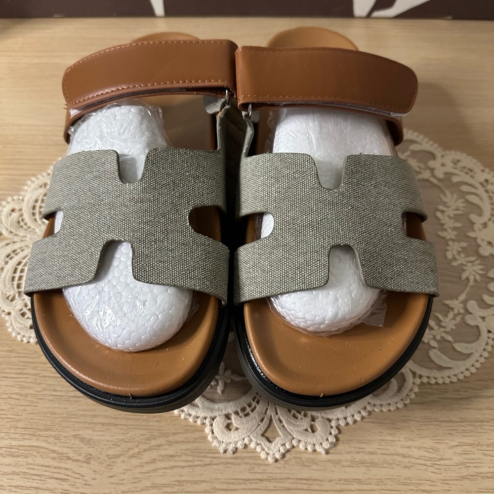 Modavo Two Tone Sandals - Picture 3 of 5